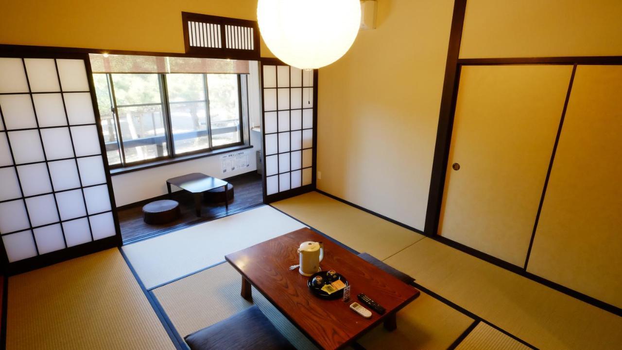 Oyado Tsukiusagi Hatsukaichi Zimmer foto